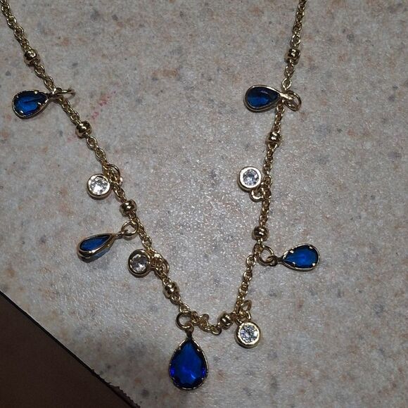 Elegant 18K Gold Plated Blue Teardrops Pendant Necklace - Picture 6 of 7